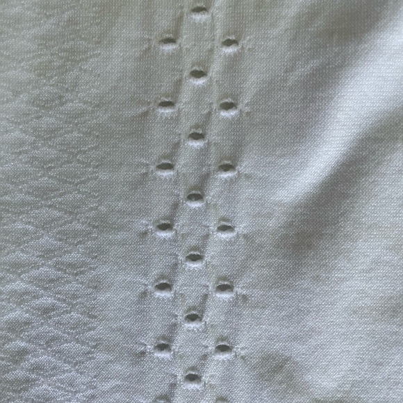 4/$20 Zyia white Tank Top - Picture 5 of 7